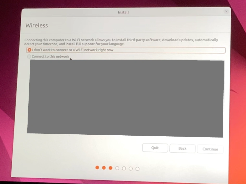 Ubuntuセットアップにおいて、Wi-Fiに接続するかどうかを設定する画面が表示されている
